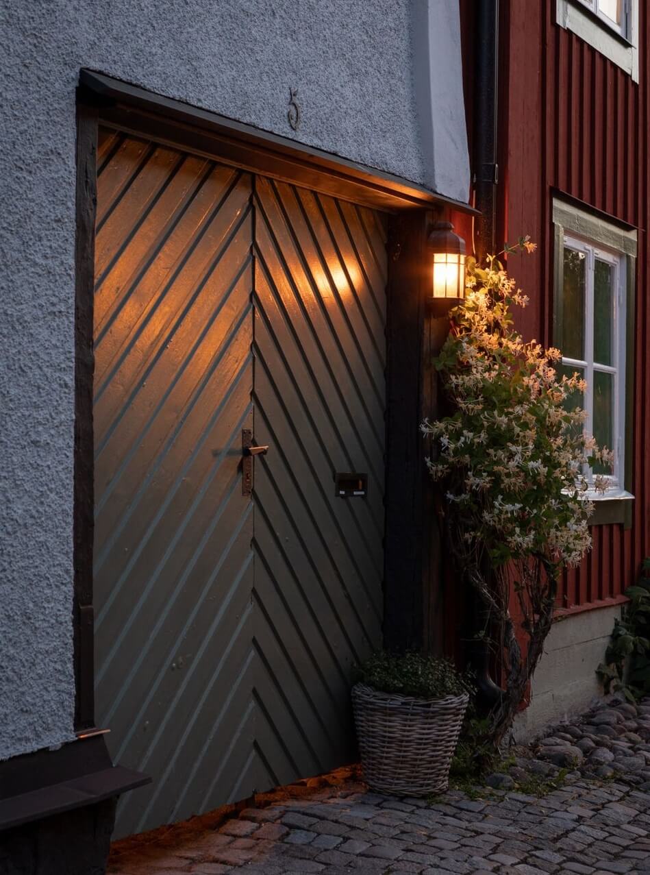 entrance-gate-historic-home-sweden-nordroom