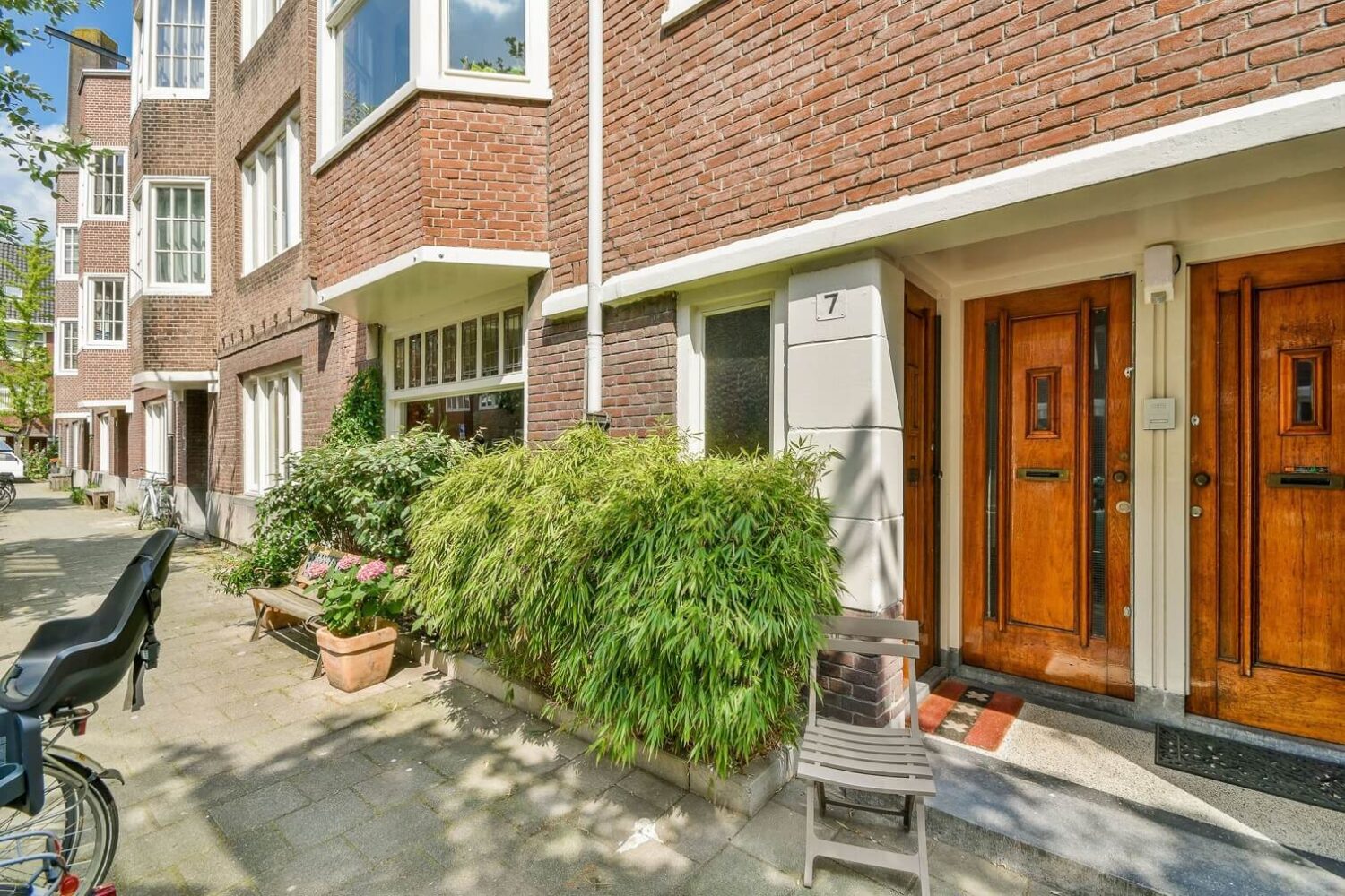 exterior-townhouse-amsterdam-nordroom