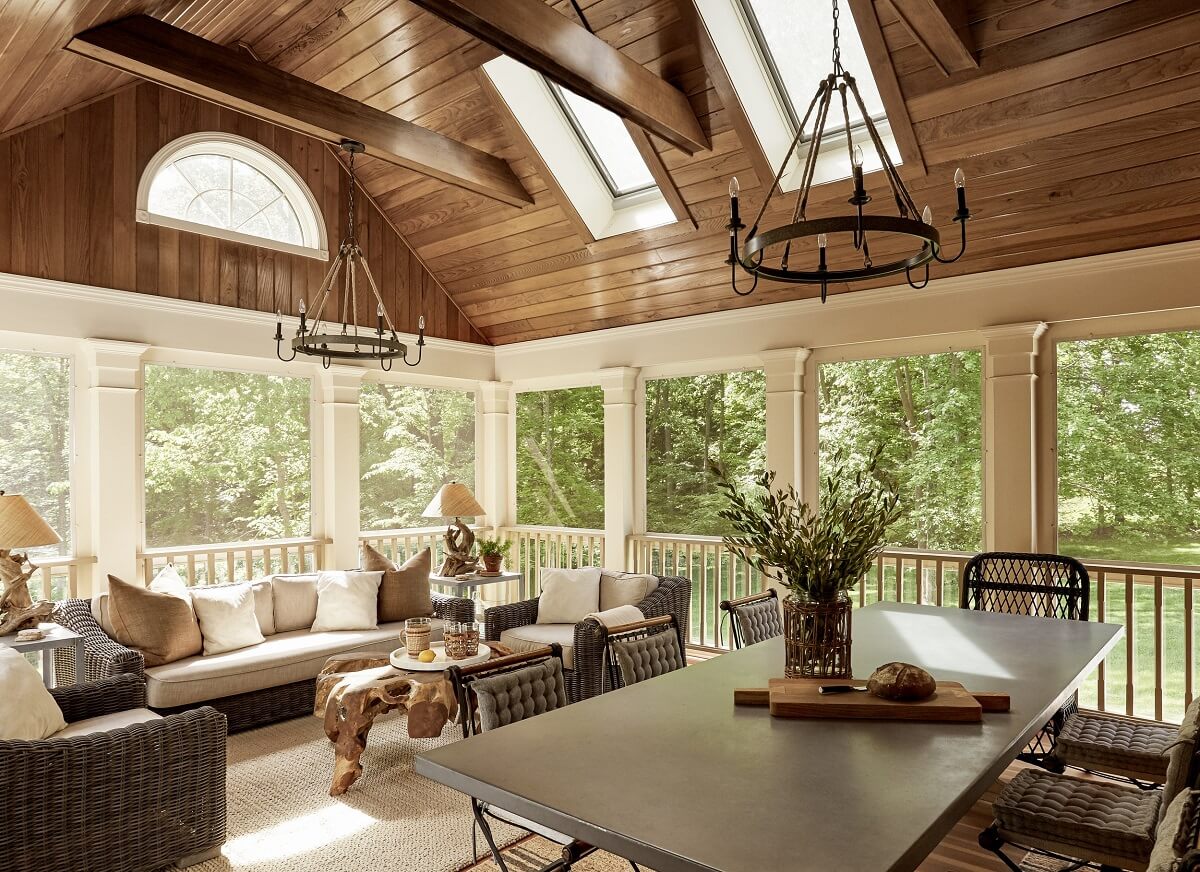 garden-sitting-room-wooden-ceiling-skylights-nordroom