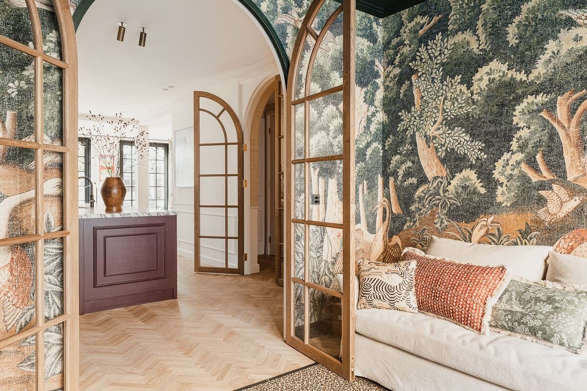 living-room-arched-doors-iksel-birds-tapestry-nordroom
