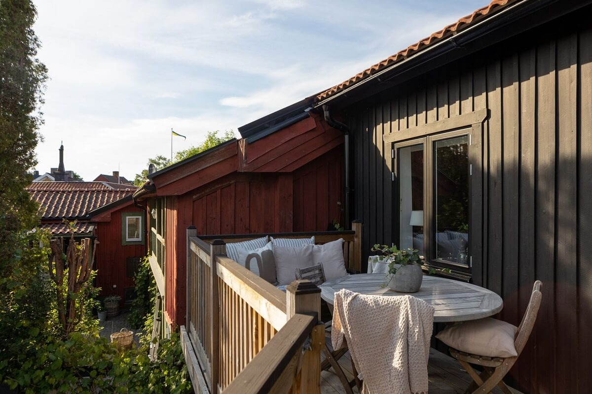 roof-terrace-black-swedish-home-nordroom