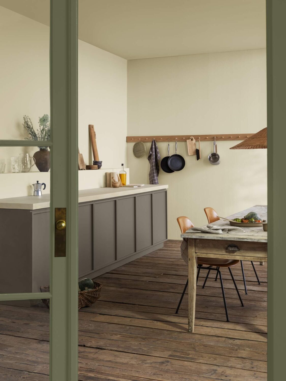 green kitchen color trends