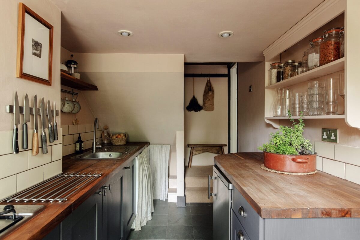 galley-kitchen-dark-gray-cabinets-period-home-london-nordroom