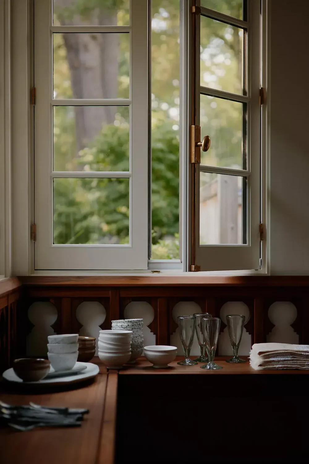 kitchen-window-fall-home-anthropologie-nordroom