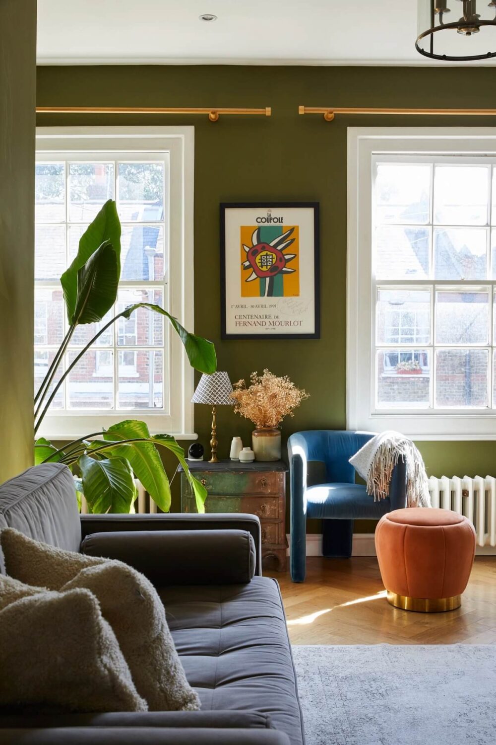 A London Apartment With Olive Green