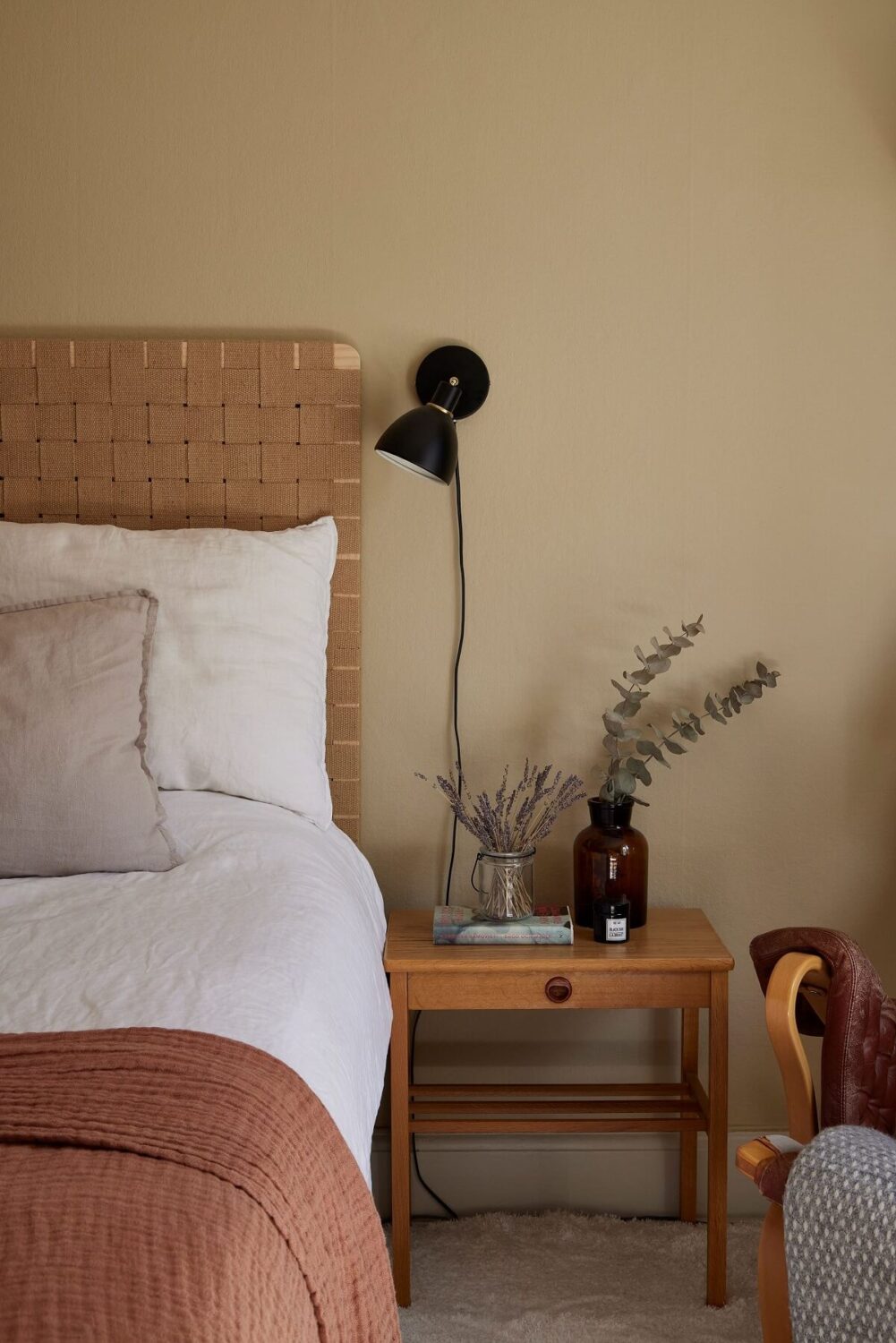 bedroom-beige-green-wall-paints-nightstand-nordroom
