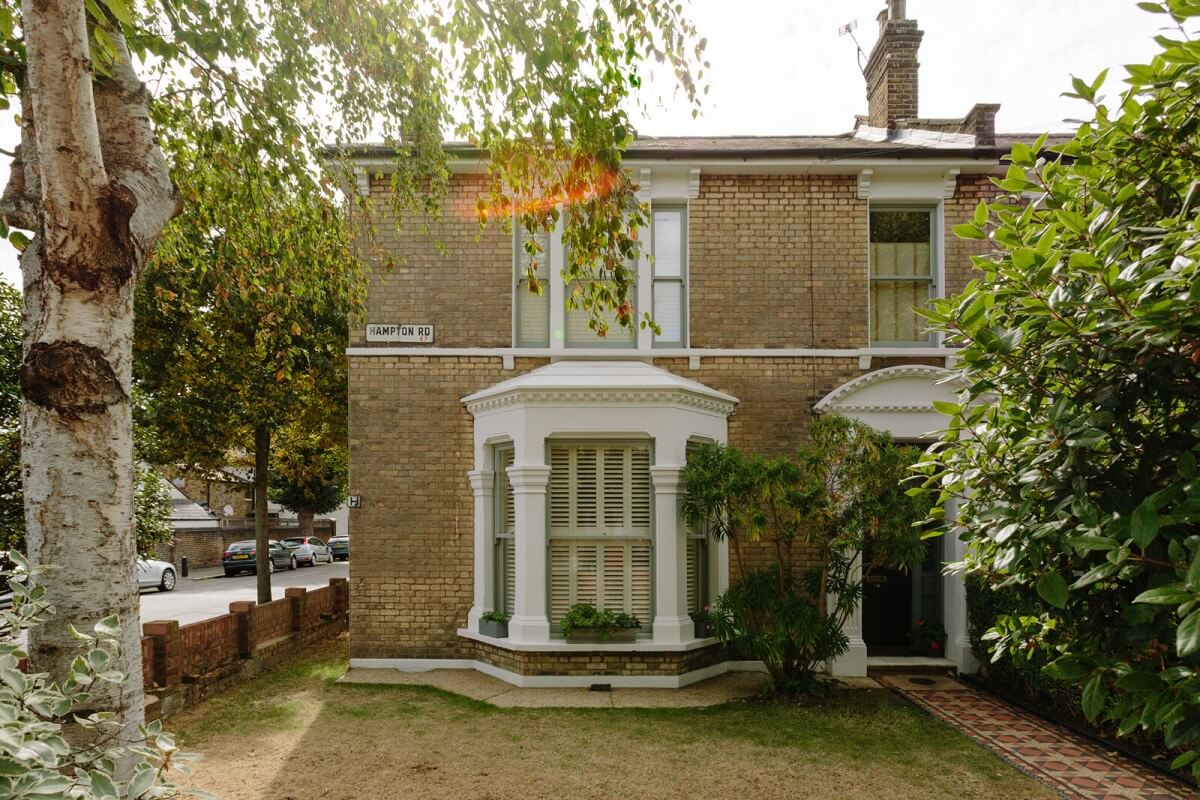 exterior-bay-window-victorian-home-london-nordroom