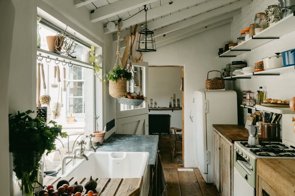 Original Features in a Regency Cottage in London 1 kitchen-wooden-beams-butler-sink-antique-units-open-shelves-nordroom