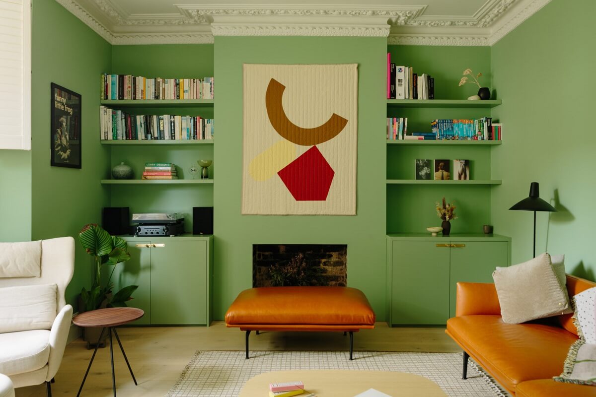 sitting-room-farrow-ball-breakfast-room-green-bookshelves-nordroom