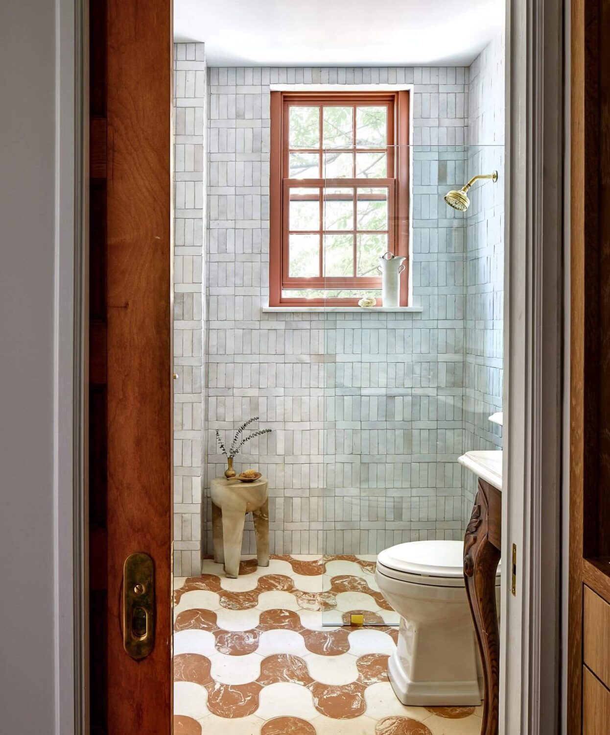 bathroom-wavy-floor-tiles-pattern-nordroom