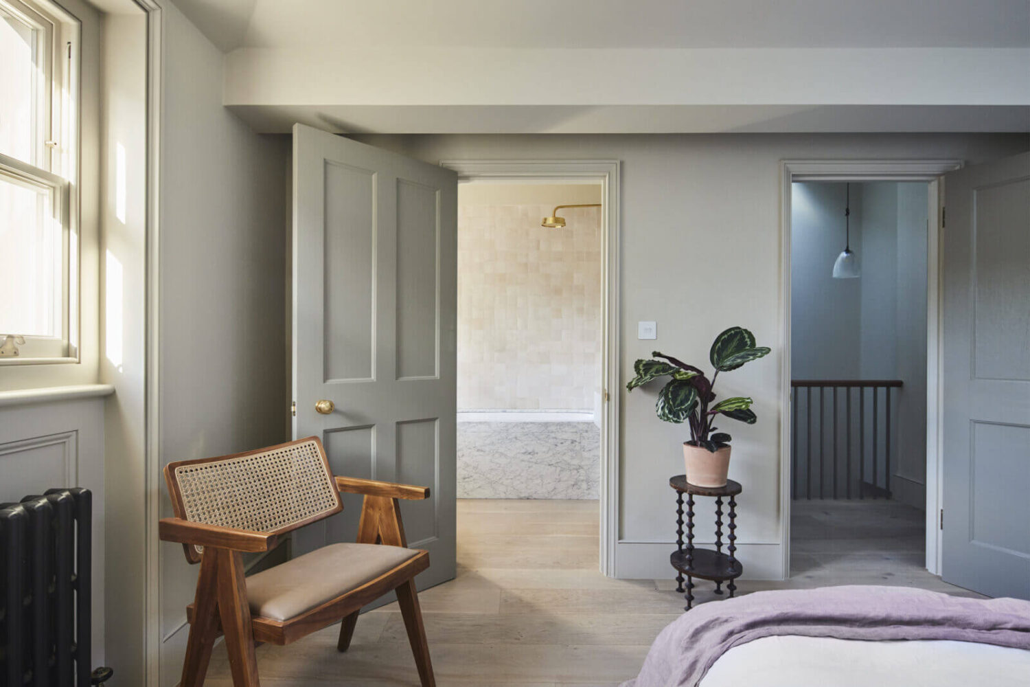bedroom-en-suite-bathroom-townhouse-london-nordroom