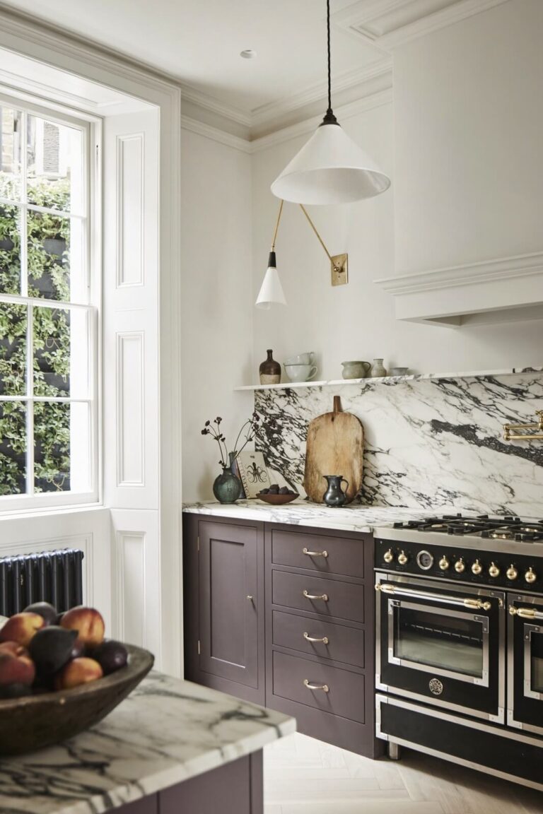A Stylish Regency Townhouse in London - The Nordroom