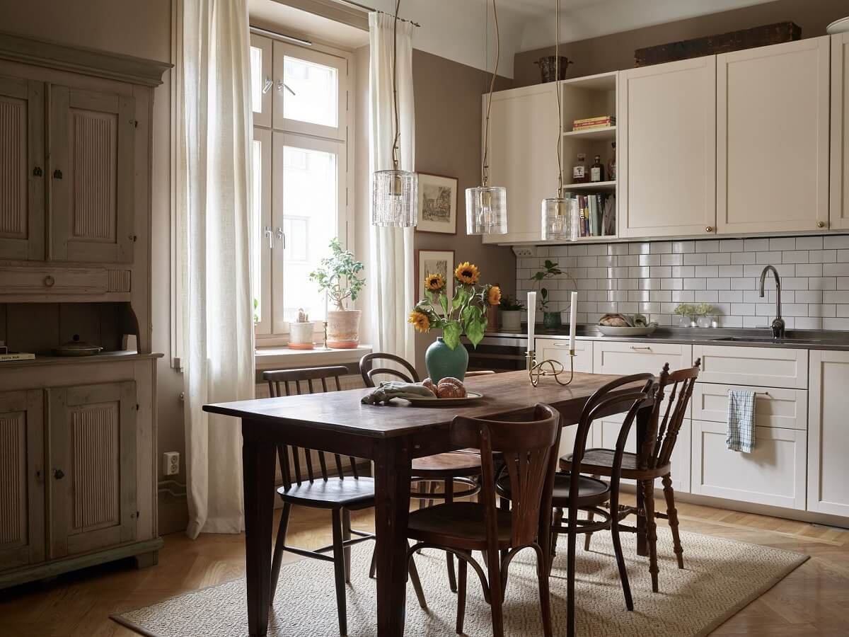 kitchen-dining-space-rustic-wooden-table-norroom