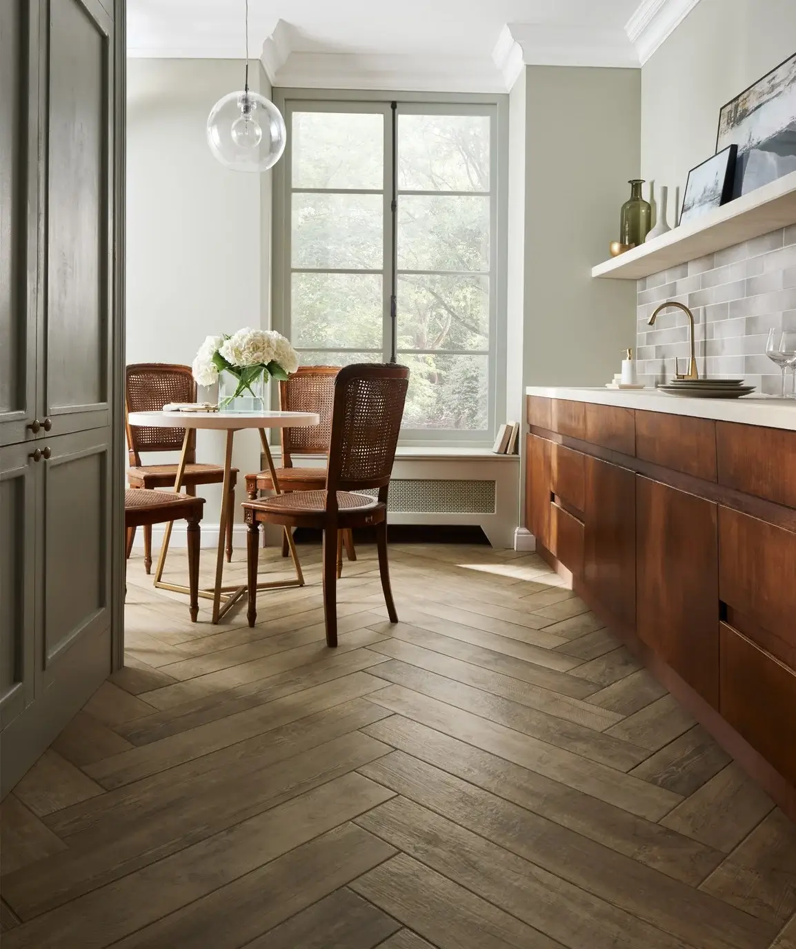 kitchen-porcelain-floor-tile-oak-finish-nordroom