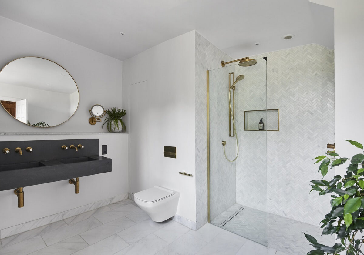 modern-bathroom-round-mirror-walk-in-shower-historic-house-nordroom