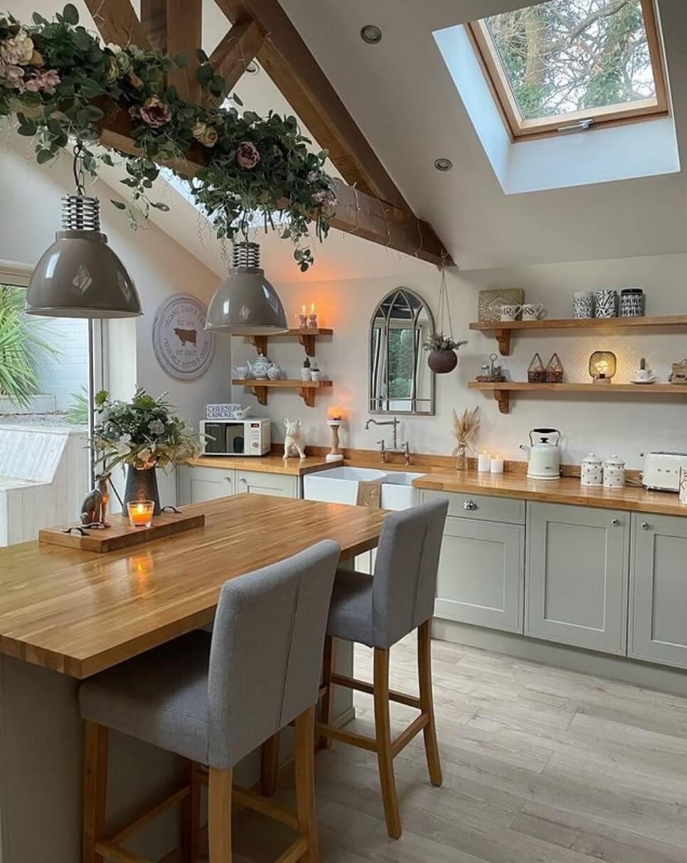 modern-kitchen-breakfast-bar-open-shelves-exposed-wooden-beams-skylight-nordroom