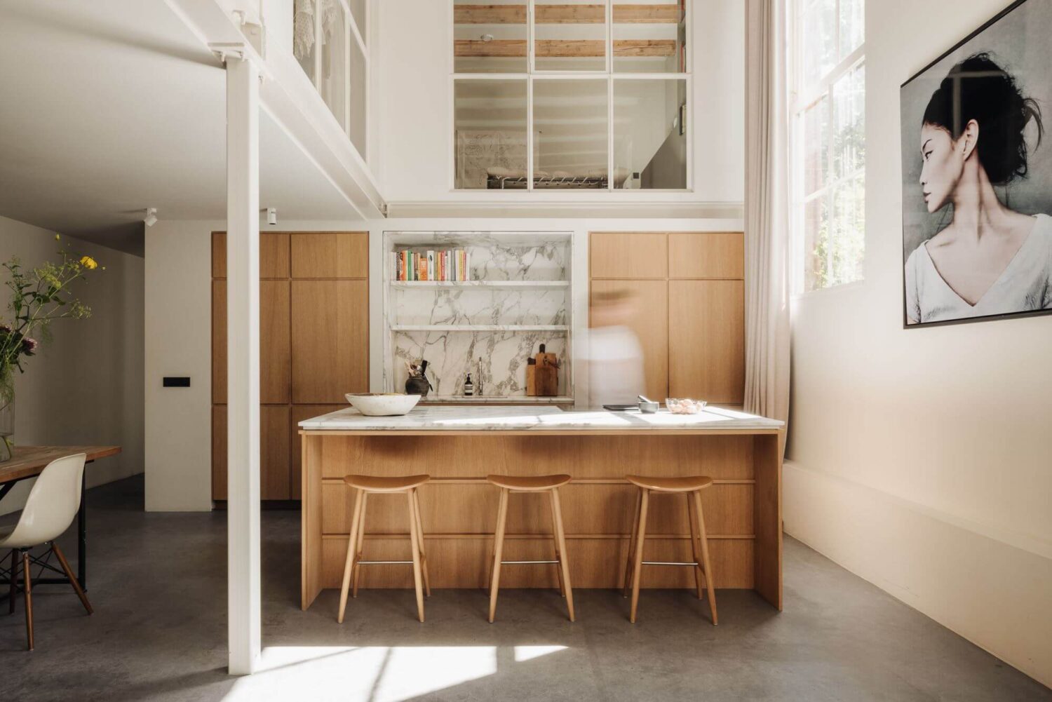 modern-kitchen-island-breakfast-bar-high-ceiling-nordroom