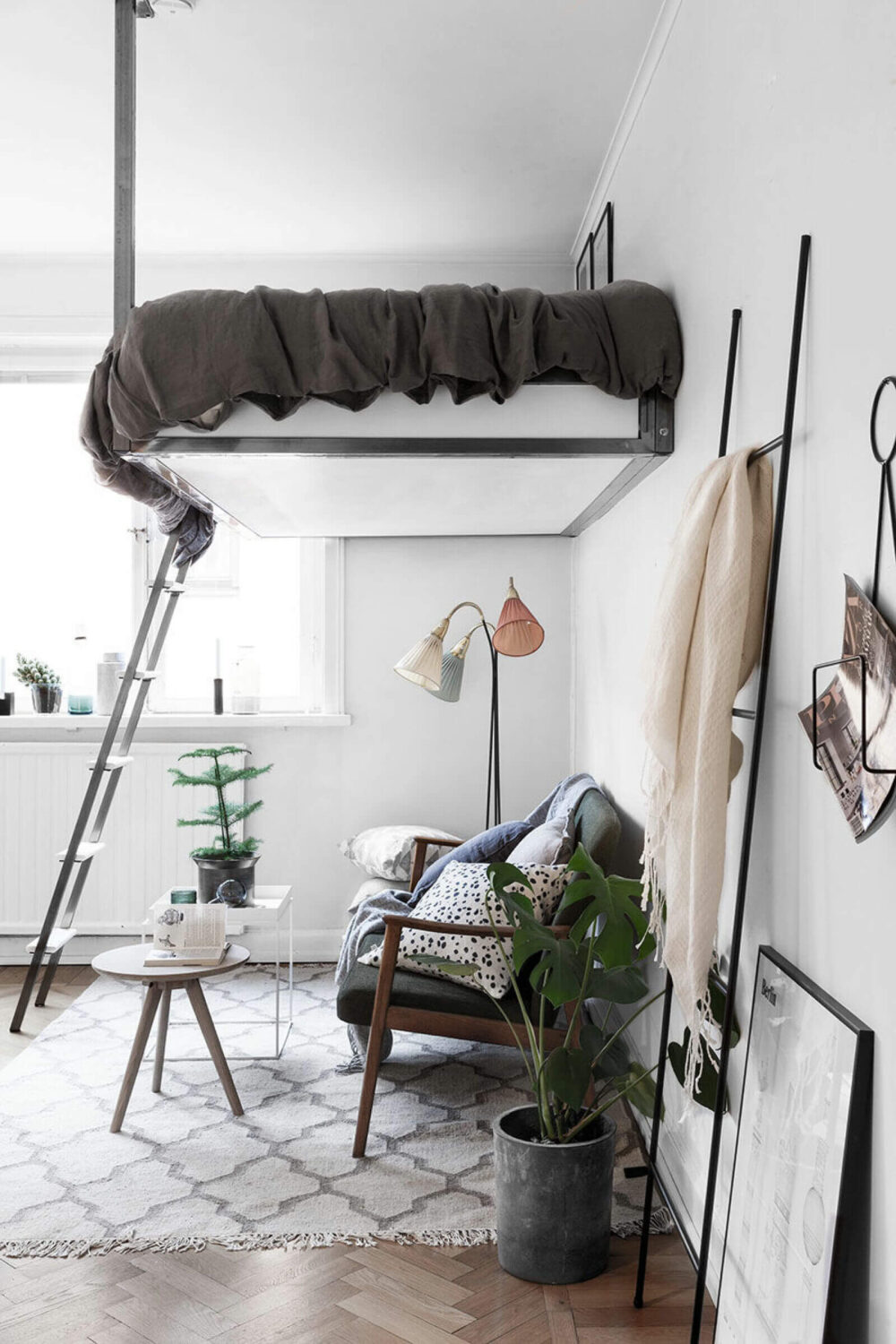 nordic-studio-apartment-floating-loft-bed-nordroom