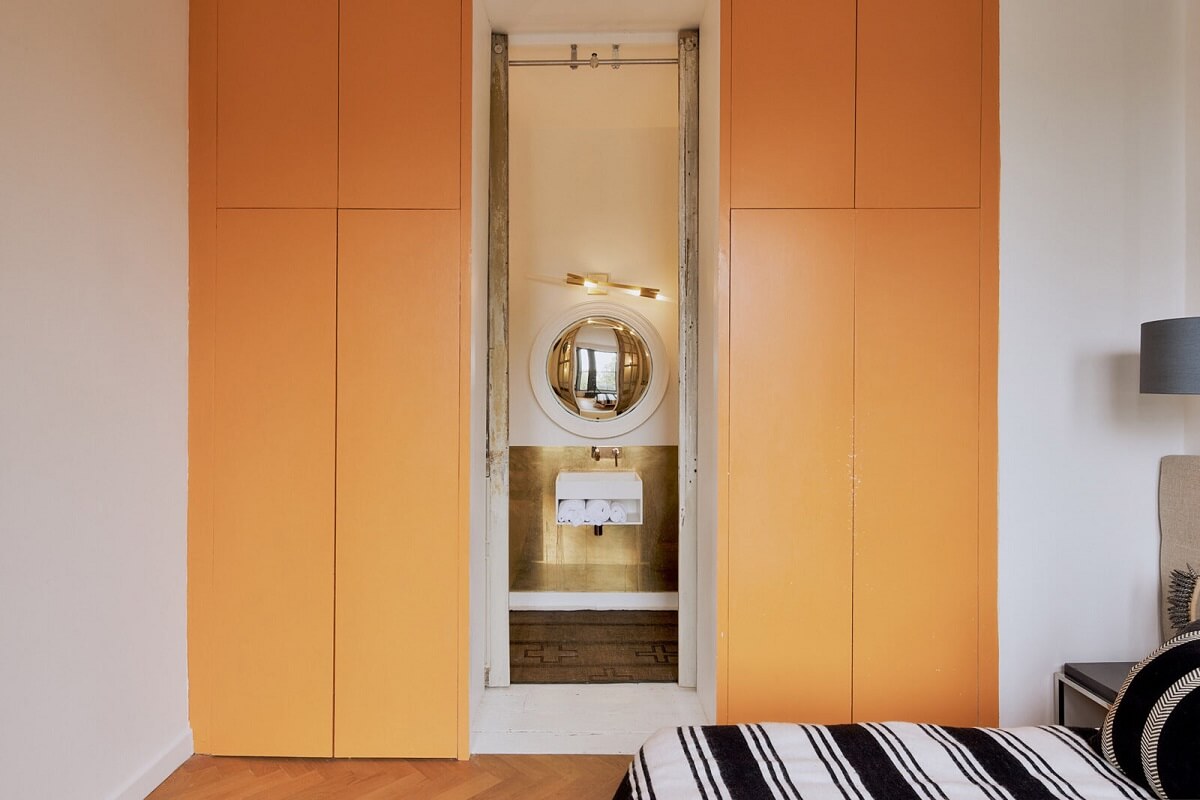 orange-built-in-wardrobes-en-suite-bathroom-nordroom