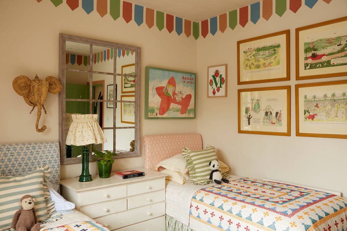 pastel-kids-bedroom-mirror-nordroom