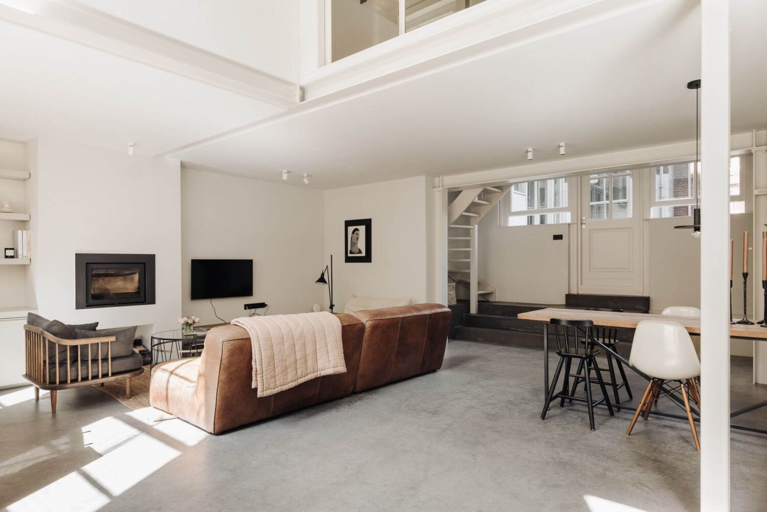 sitting-area-loft-apartment-amsterdam-nordroom