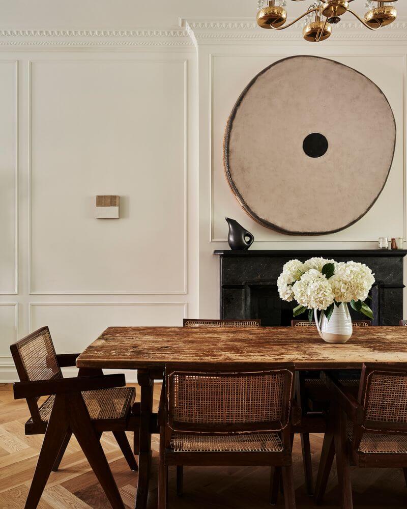 dining-room-black-firpelace-townhouse-new-york-nordroom