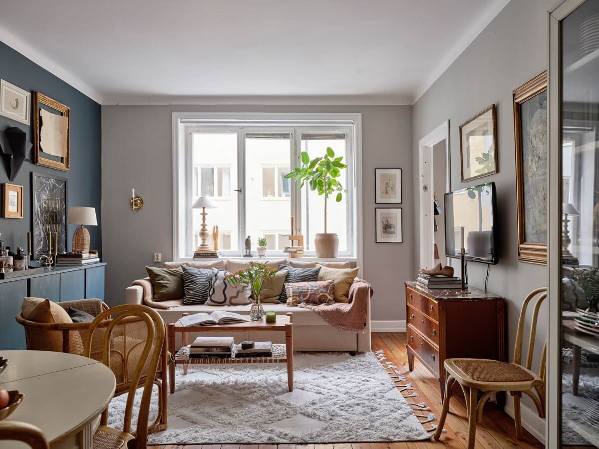 A Small Nordic Home with Dark Blue Accent Walls The Nordroom