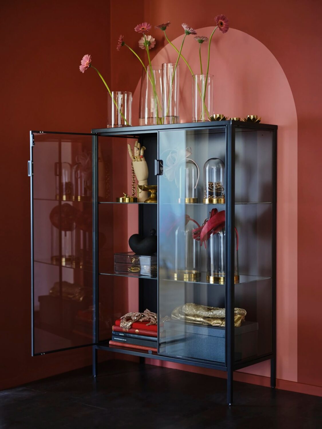 pink-bedroom-glass-display-cabinet-ikea-spring-collection-nordroom