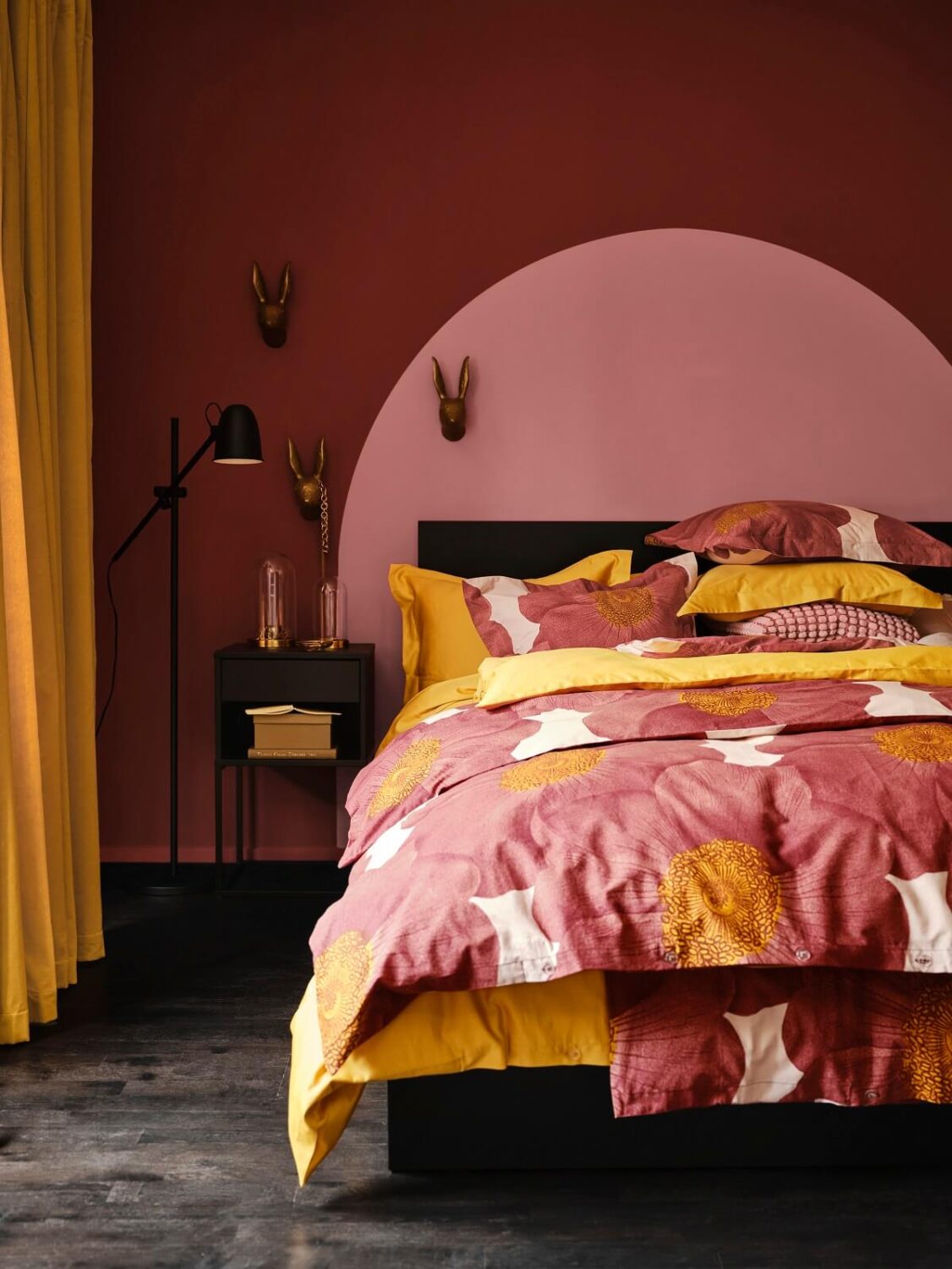 pink-yellow-bedroom-SVARTKLINT-duvet-cover-IKEA-spring-2023-nordroom