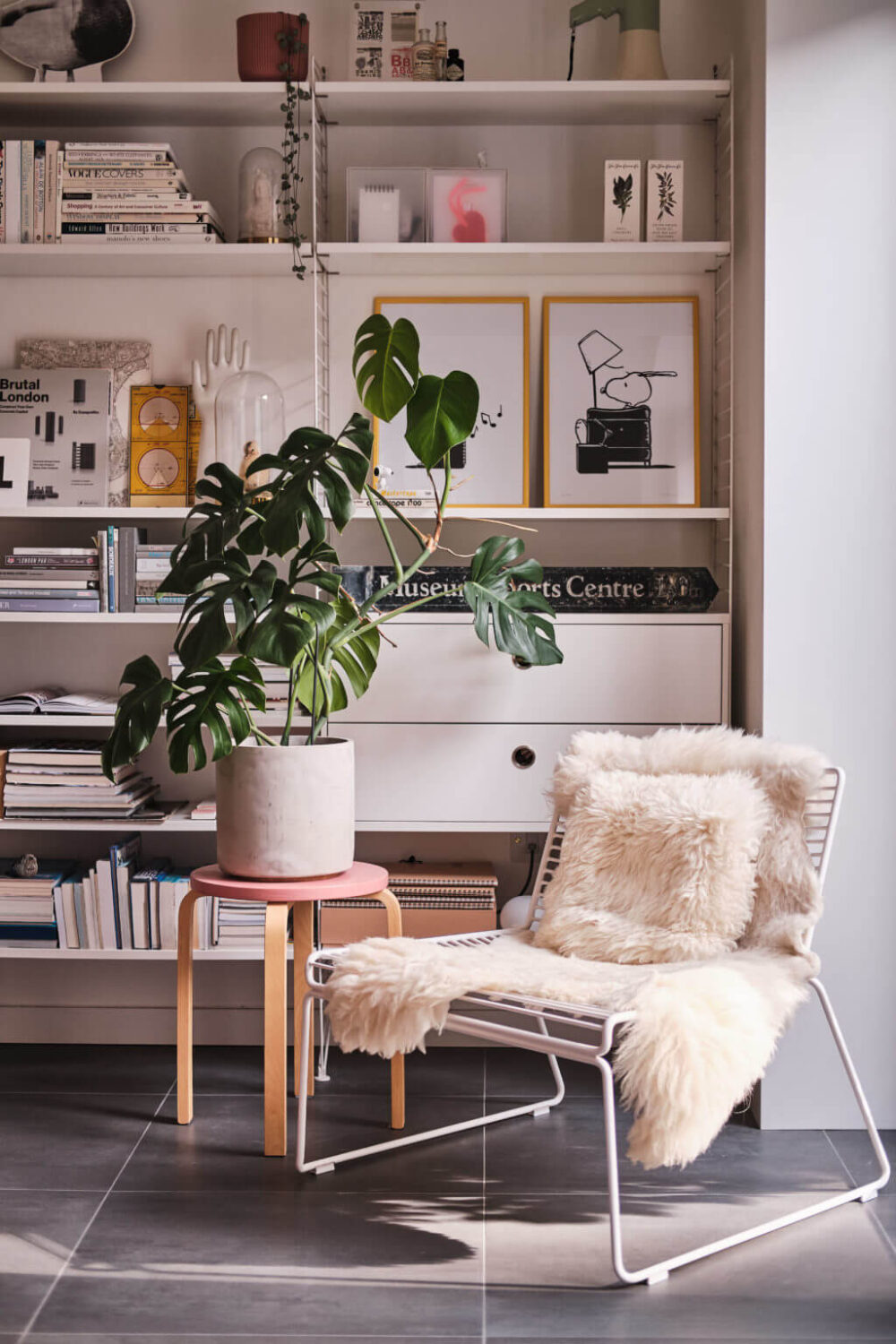 reading-nook-string-shelves-home-office-nordroom