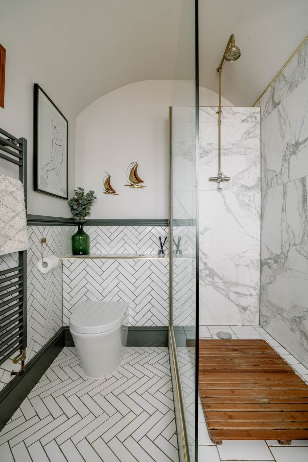 small bathroom with herringbone tiles nordroom