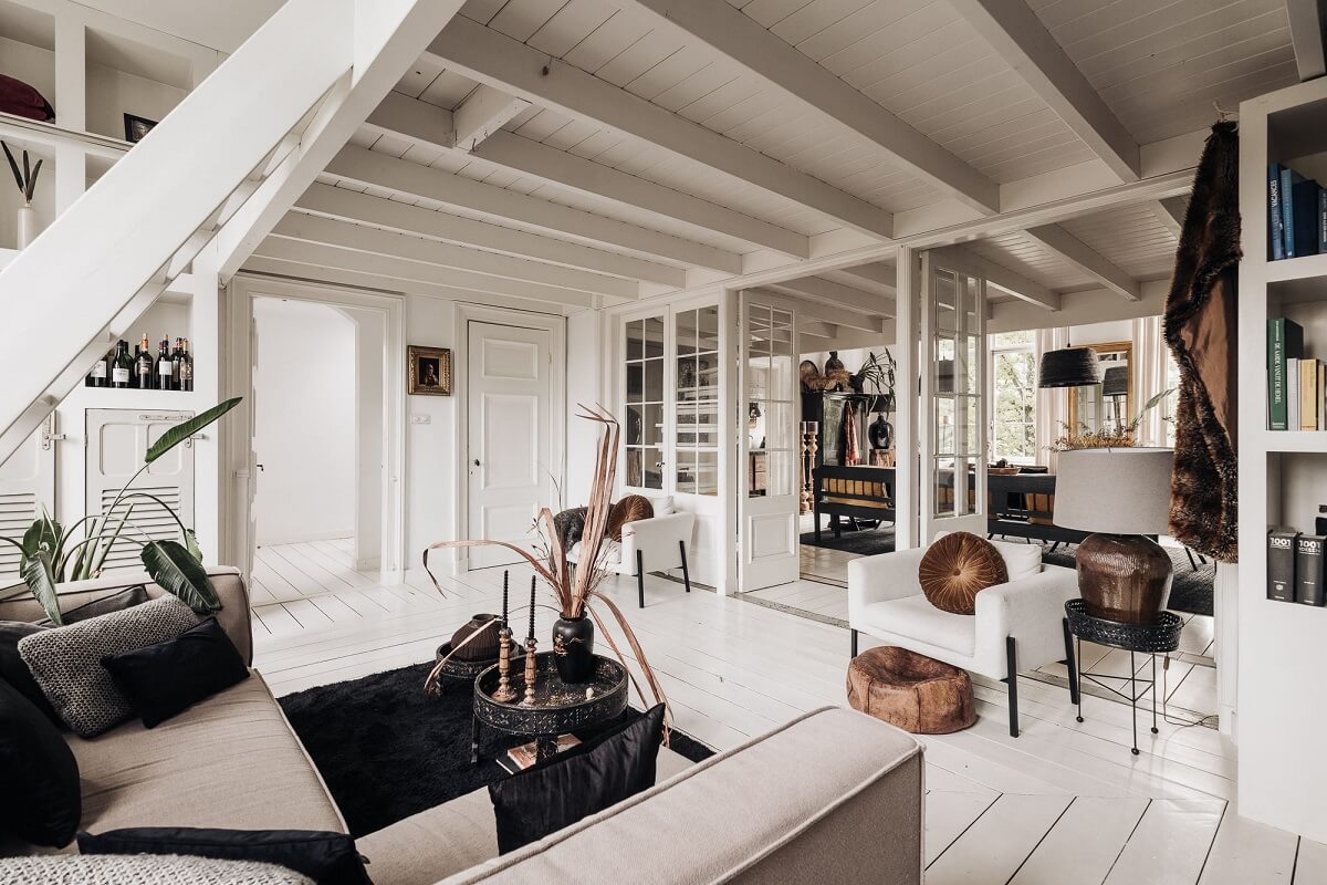 white-living-room-loft-space-nordroom