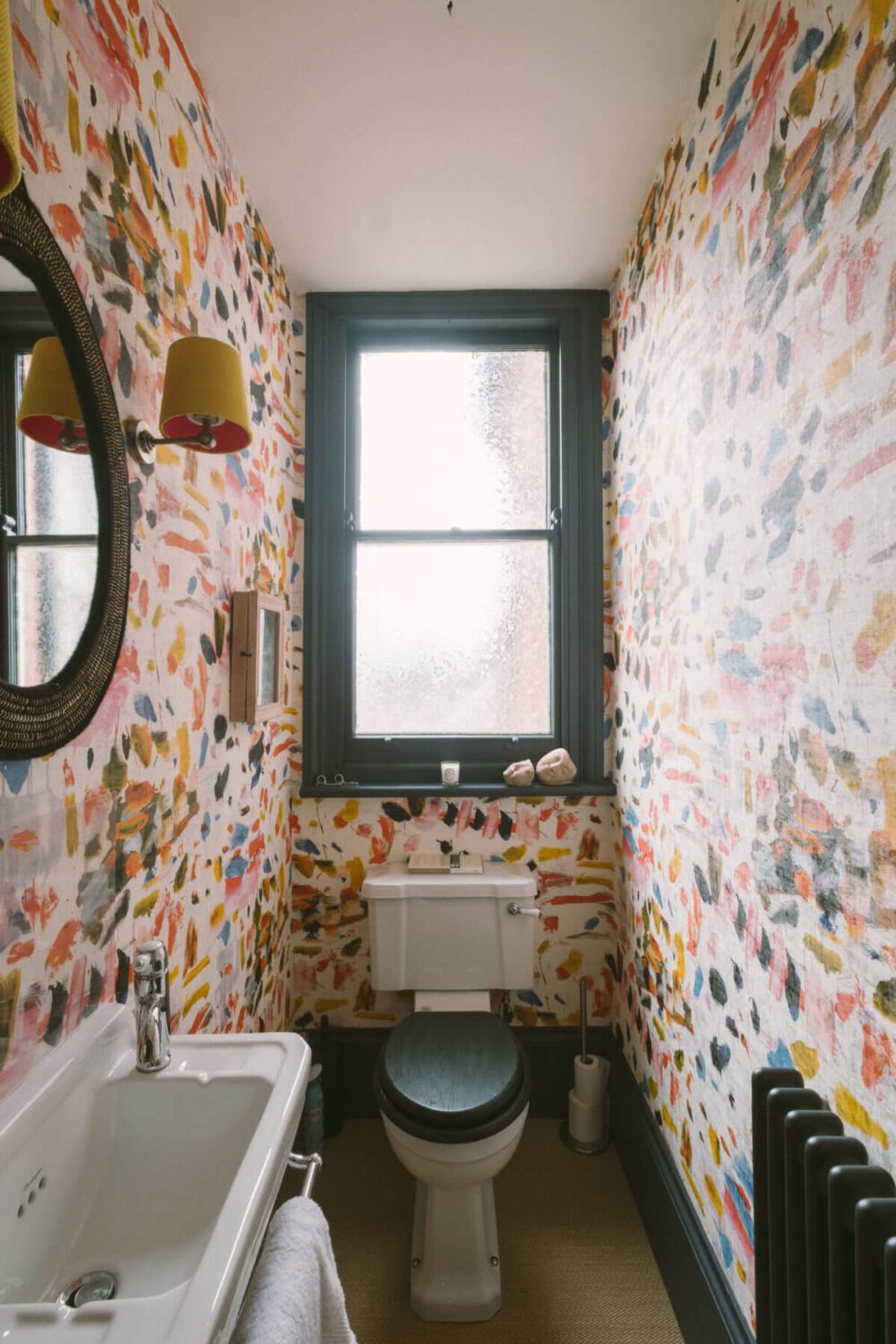 powder-room-colorful-wallpaper-nordroom