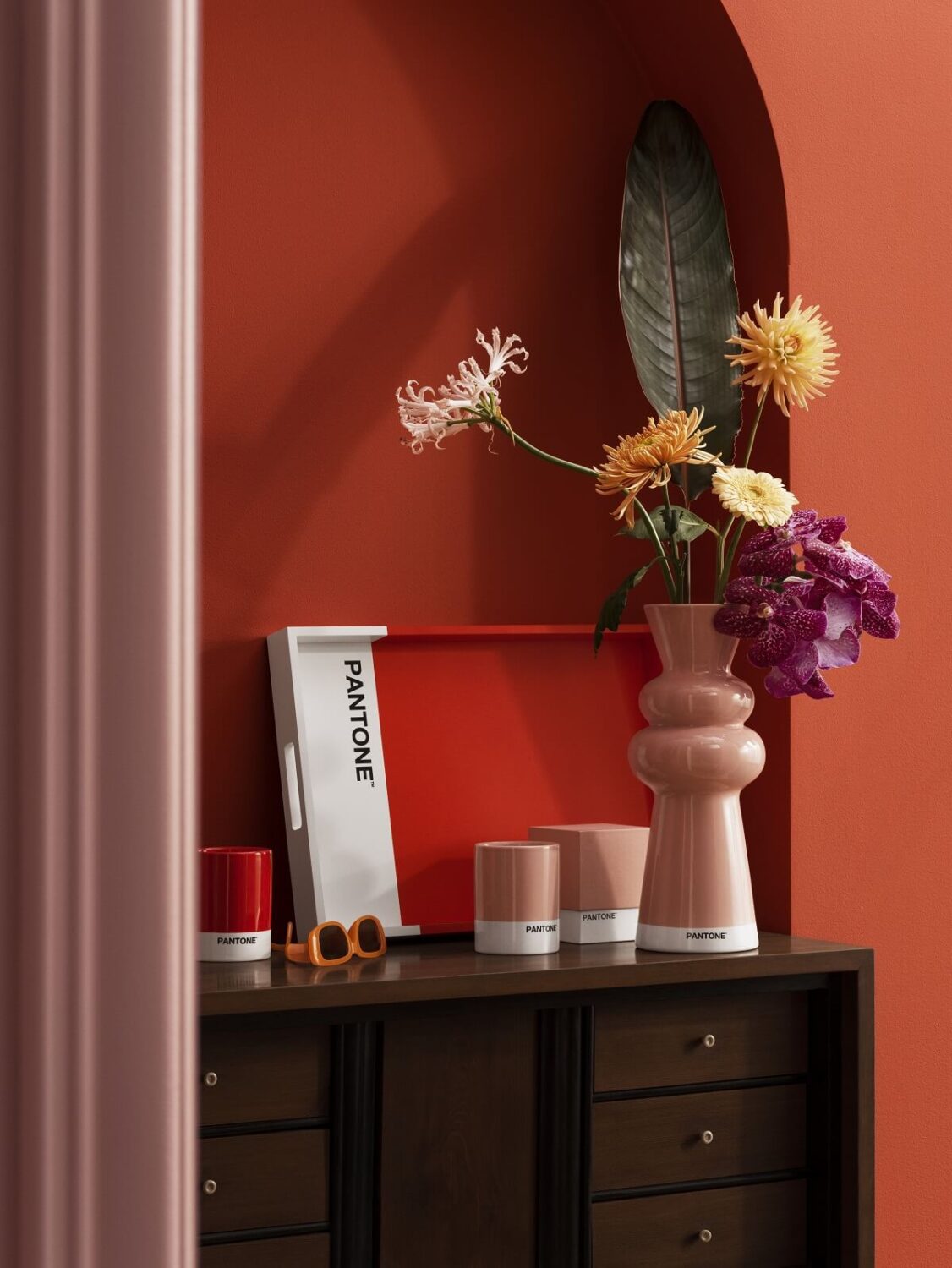 H&M-Home-Pantone-The-Power-of-Color-red-color-detail-nordroom