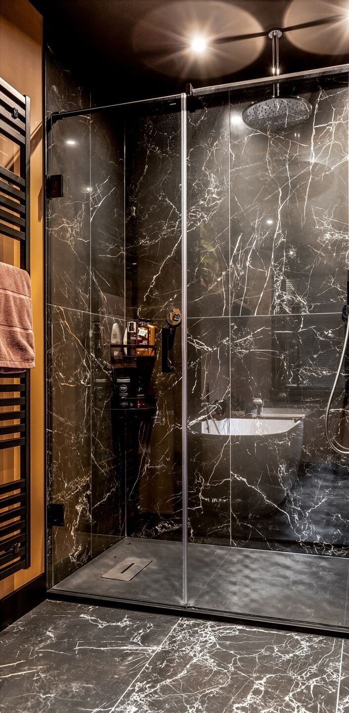 black-marble-shower-bathroom-nordroom