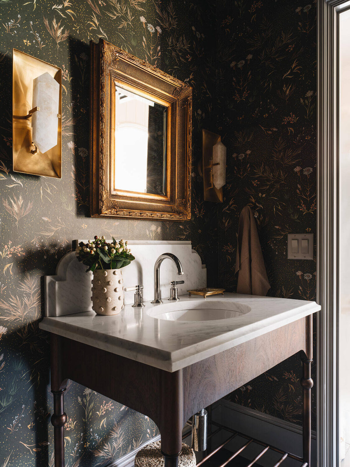 moody-dark-powder-room-wallpaper-antique-mirror-nordroom