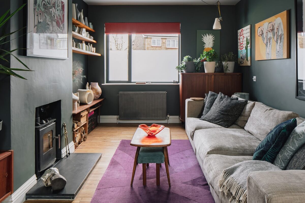 moody-sitting-room-purple-rug-woodburner-nordroom