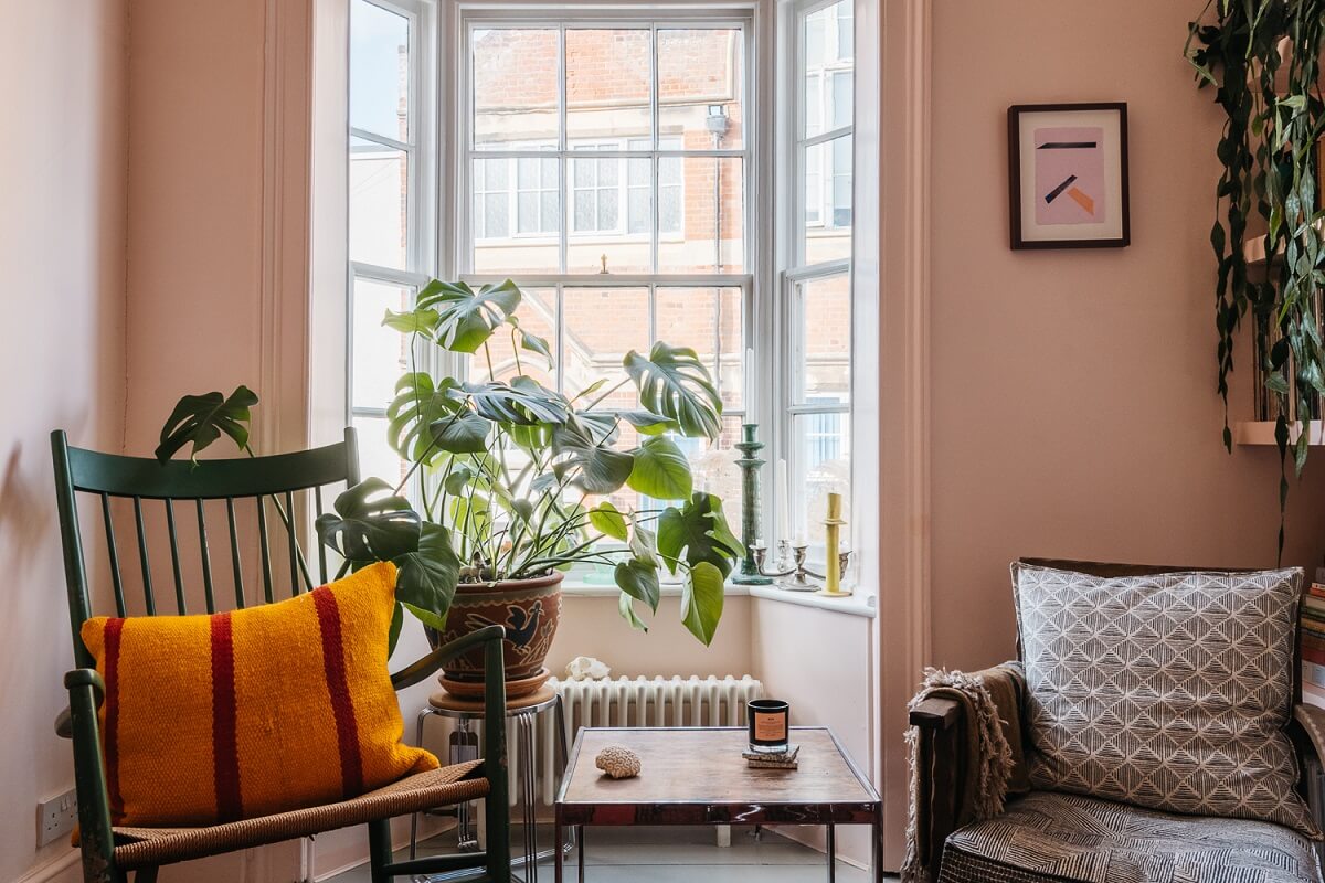 pink-sitting-room-rocking-chair-nordroom