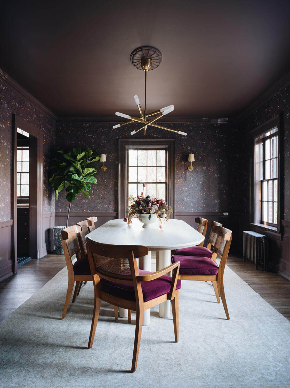 purple-dining-room-with-painted-ceiling-wallpaper-large-rug-nordroom