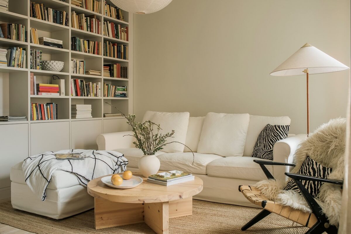 serene-living-room-white-sofa-jute-rug-nordroom