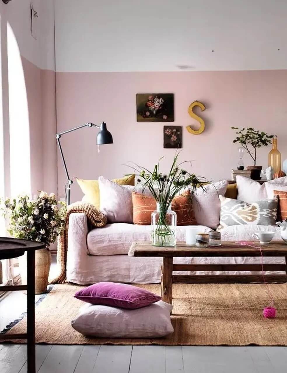 two-tone-wall-paint-inspiration-white-pink-color-nordroom