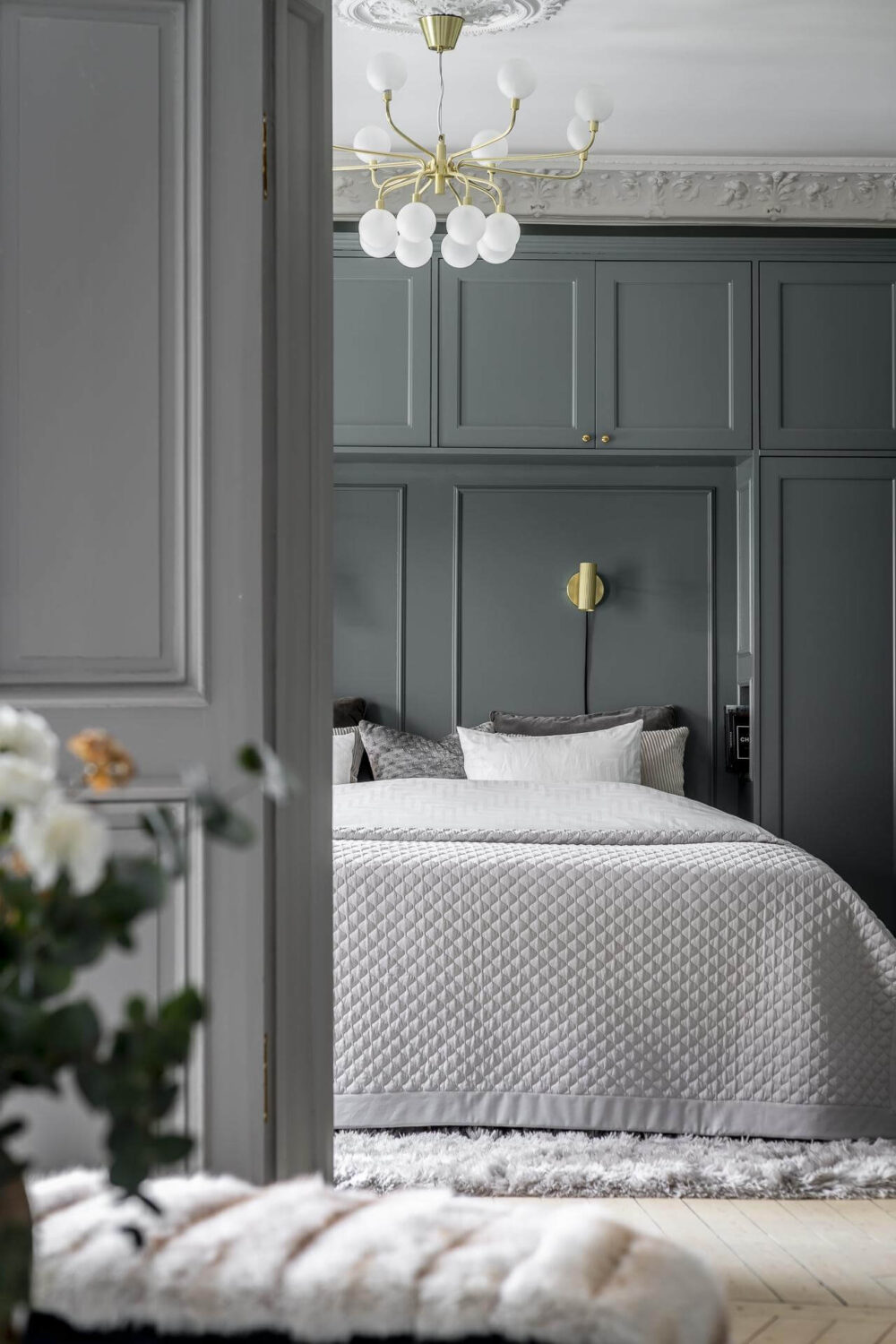 gray-bedroom-detail-nordroom