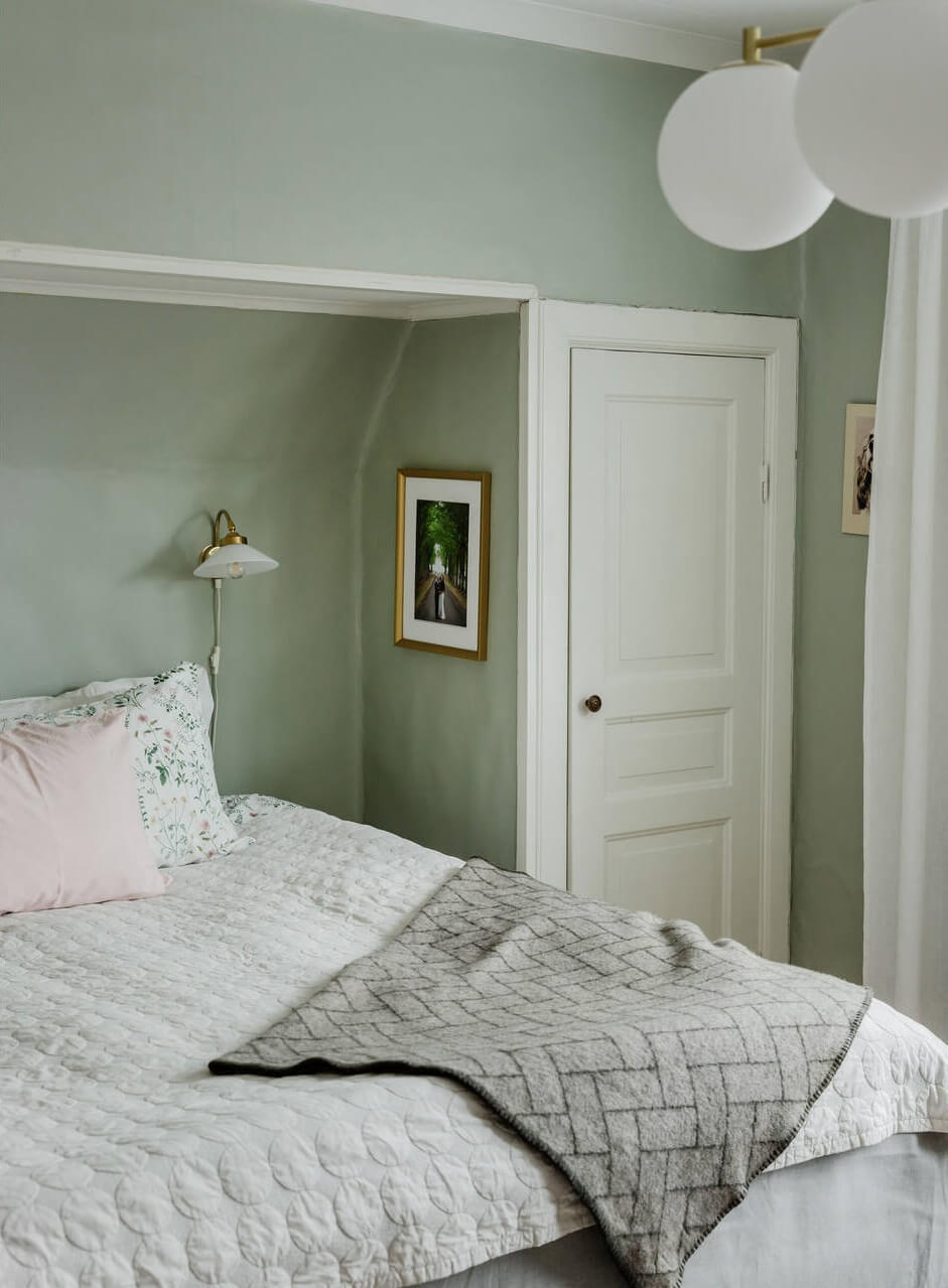 bed-niche-master-bedroom-light-green-walls-built-in-wardrobes-nordroom