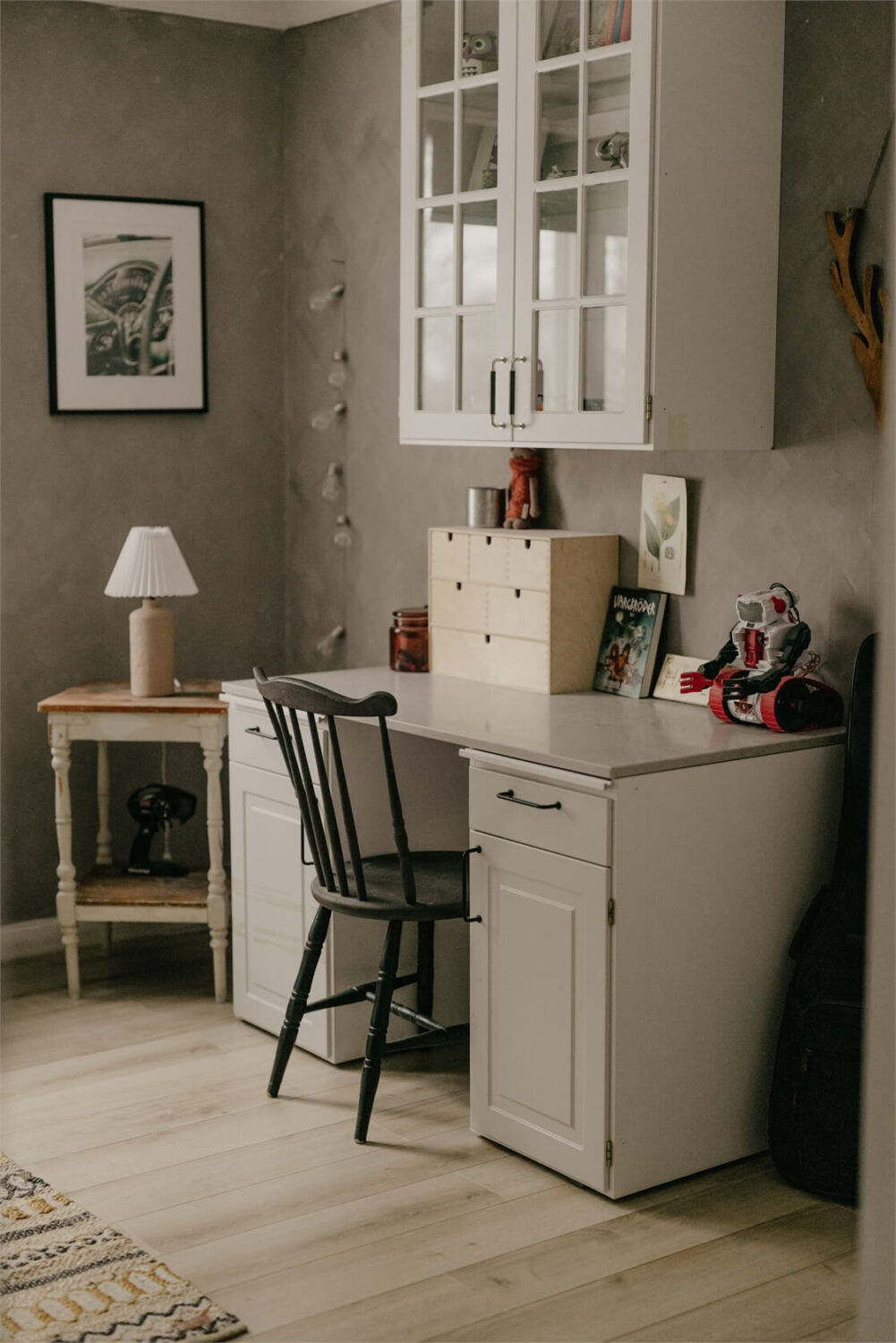 desk-wall-mounted-cabinet-gray-walls-nordroom