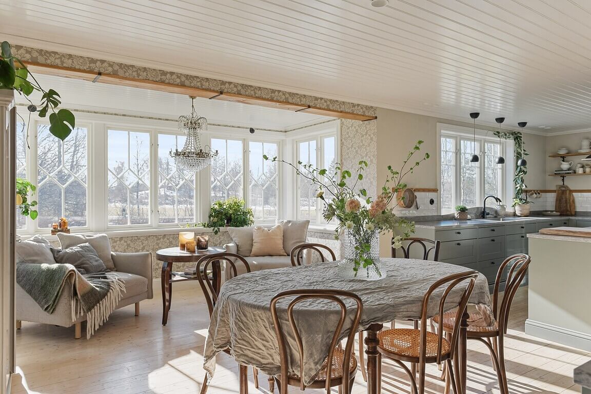 open-plan-kitchen-dining-room-natural-light-vintage-decor-nordroom