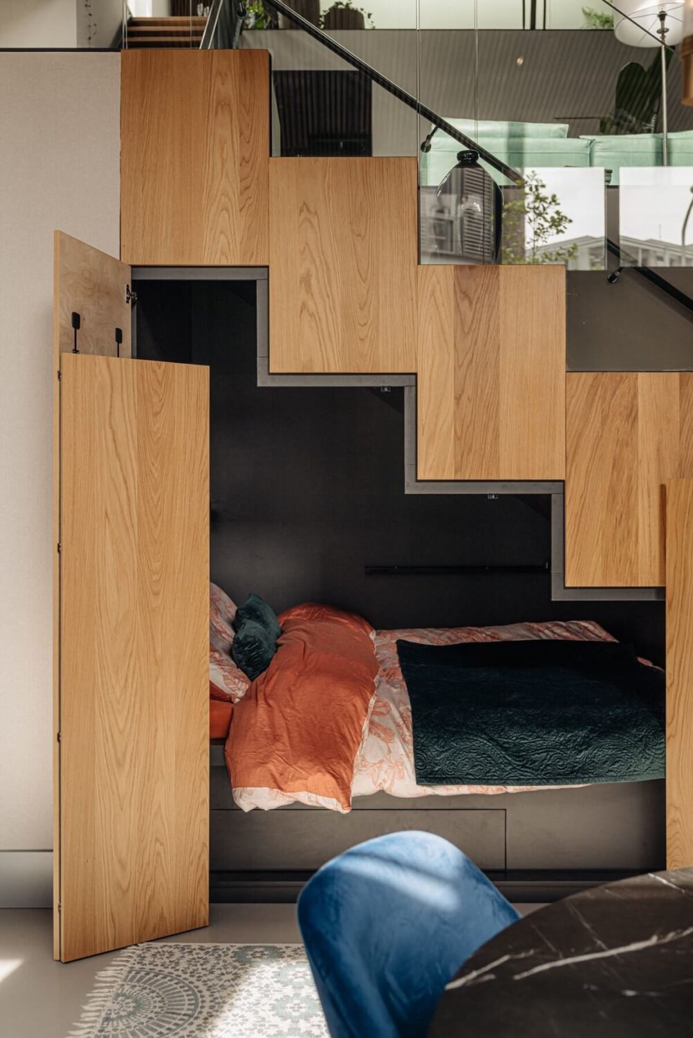 guest-bed-under-the-stairs-loft-nordroom