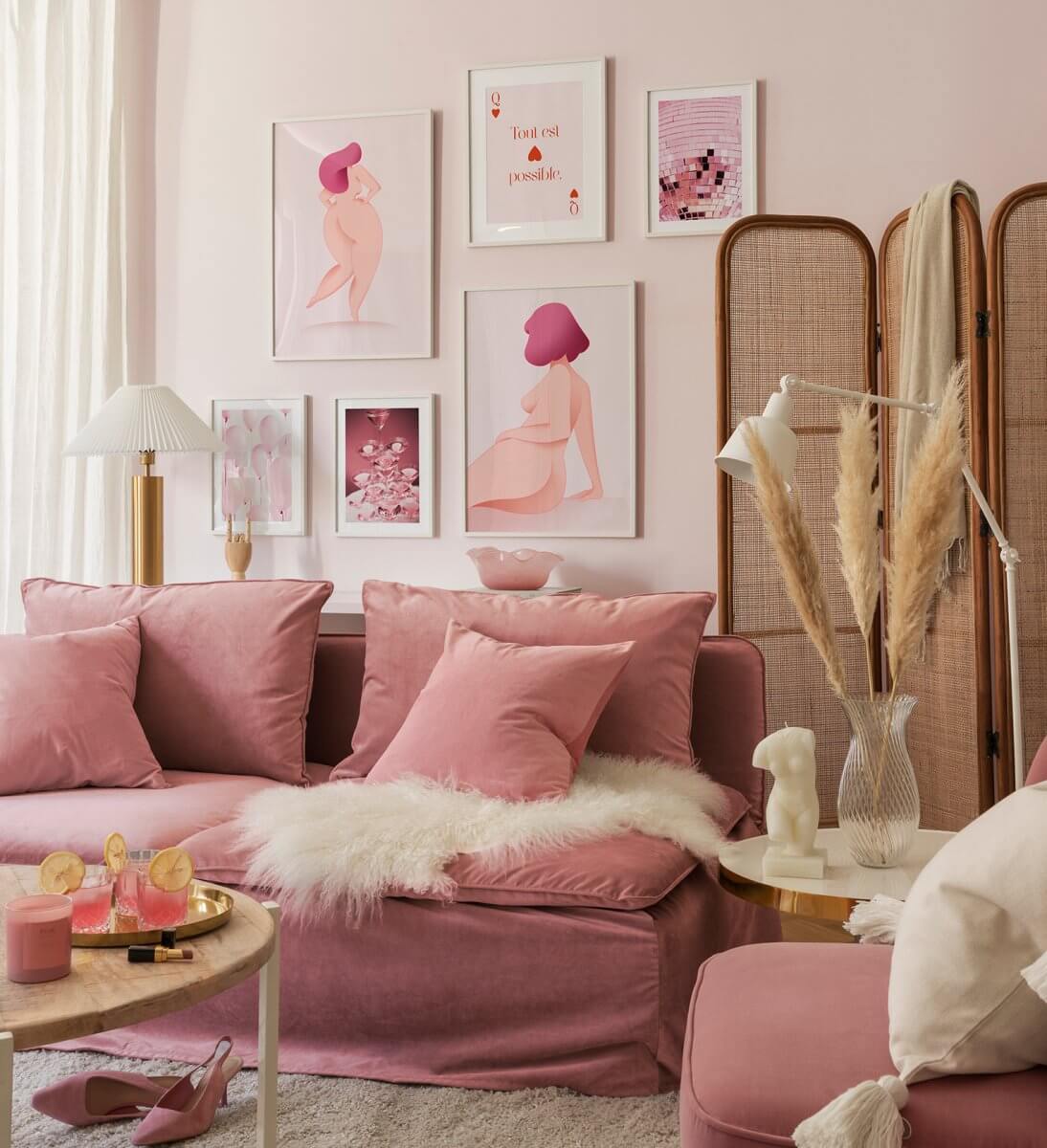 living-room-soft-pink-sofa-artwork-nordroom