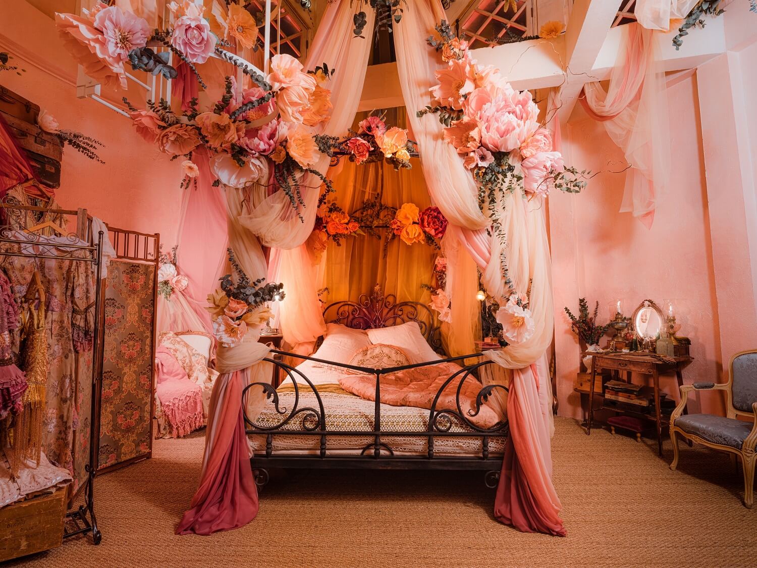 moulin rouge airbnb floral pink barbiecore nordroom