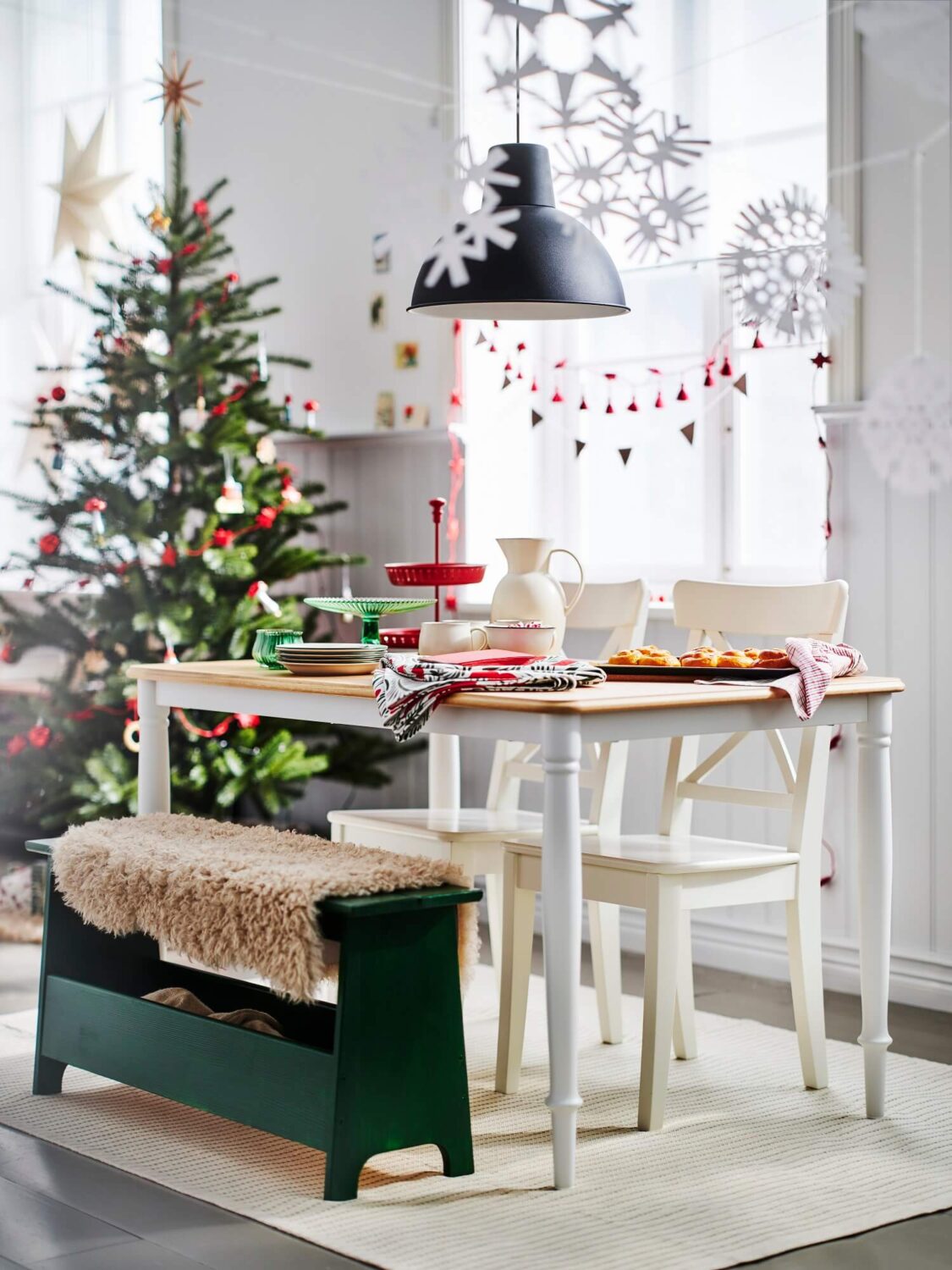 DANDERYD-dining-table-christmas-decor-ikea-nordroom