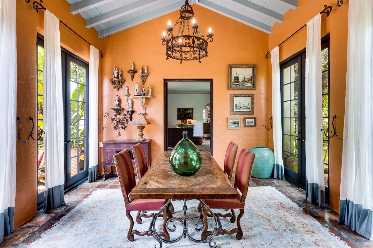 dining-room-pitched-ceiling-terracotta-orange-walls-nordroom